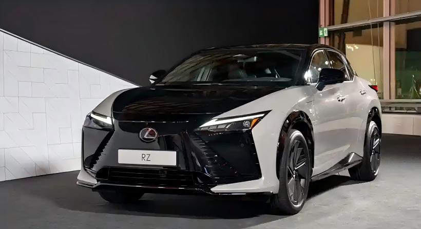 Lexus ເປີດເຜີຍຮູບພາບທີ່ເປັນທາງການຂອງ RZ ໃຫມ່ທີ່ມີພວງມາໄລທີ່ອອກແບບໃຫມ່ແລະລະບົບສາຍແຂນ