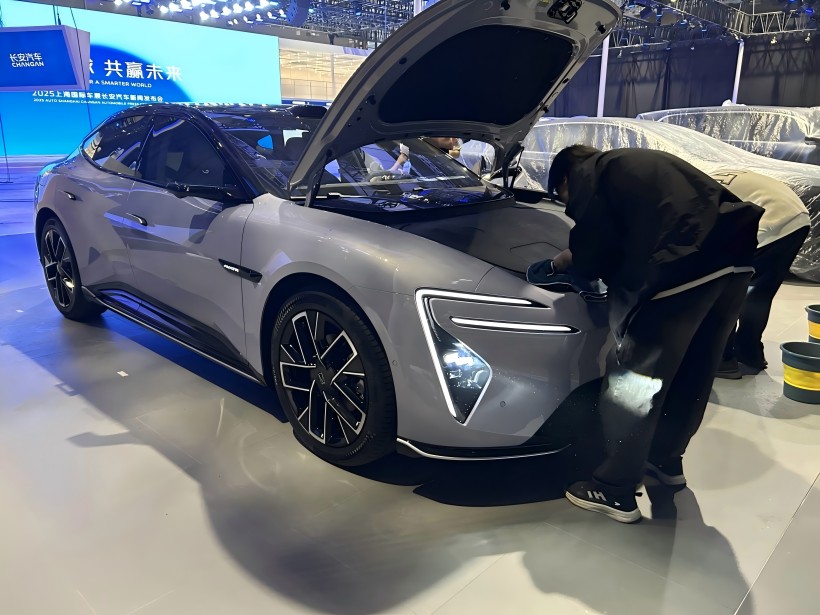 ການສໍາຫຼວດສະຖານທີ່ໃນປີ 2025 Shanghai Show Auto: Avita 06 ຈຸດ 06 ຈຸດ, ຂາຍໃນປີ 191,900 ຢວນ (ເວລາຈໍາກັດ)
