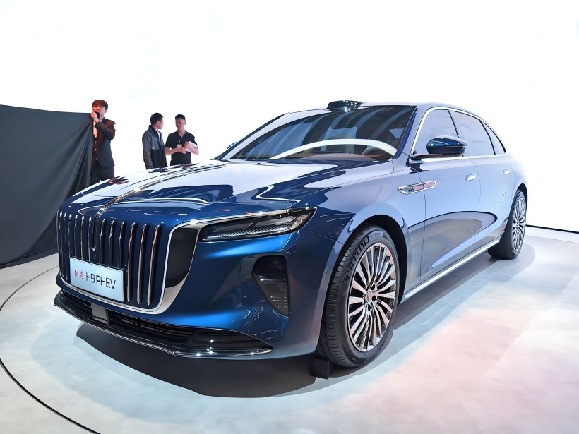 The HongQi H9 PHEV, PHEV ໂດຍໃຊ້ໂປແກຼມ 2.0t - ໃນ Powerfrain ແລະພ້ອມດ້ວຍເວລາທີ່ມີການເຄື່ອນໄຫວ, ຈະຖືກເປີດຕົວໃນເຄິ່ງທີ່ສອງຂອງປີ 2025.